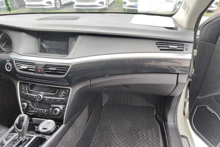 Used Geely Auto Emgrand GT 2016 2.4L Comfort Version Audio And AC Panel
