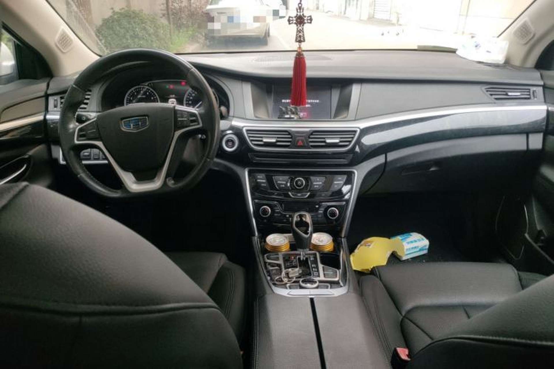 Used Geely Auto Emgrand GT 2016 1.8T Zunya Model Center Console