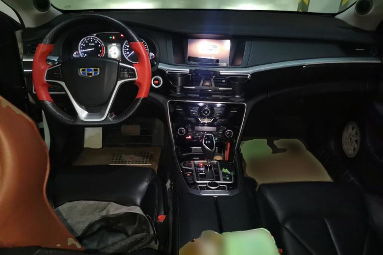 Used Geely Auto Emgrand GT 2016 2.4L Comfort Version Center Console