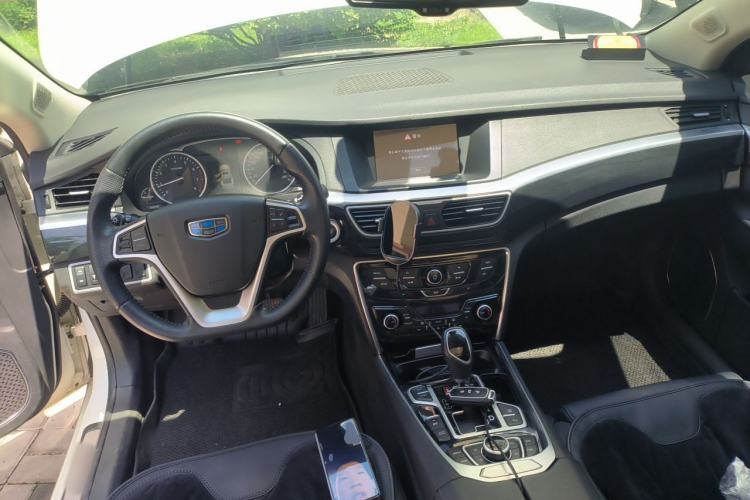 Used Geely Auto Emgrand GT 2016 1.8T Zunya Model Center Console