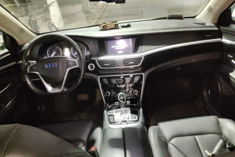 Used Geely Auto Emgrand GT 2016 1.8T Zunya Model Center Console