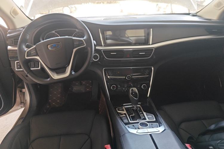 Used Geely Auto Emgrand GT 2016 2.4L Comfort Version Center Console