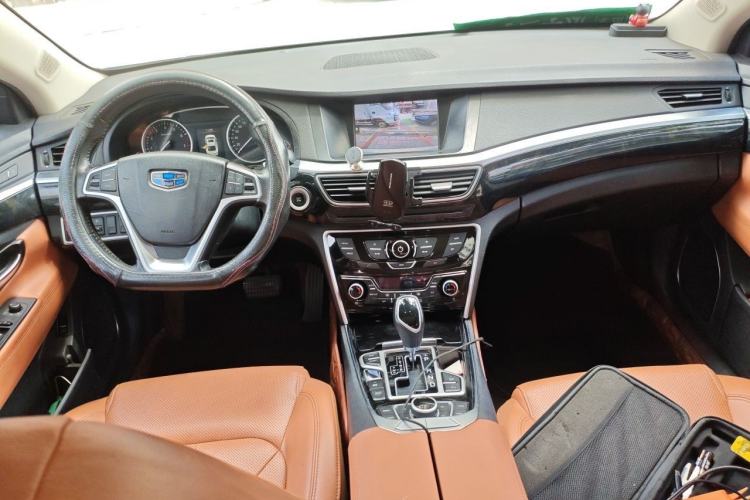 Used Geely Auto Emgrand GT 2016 1.8T Zunya Model Center Console