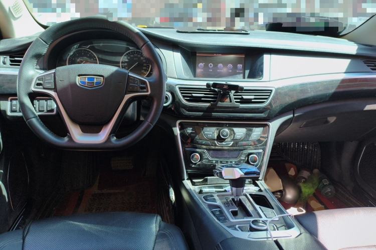 Used Geely Auto Emgrand GT 2016 2.4L Zunya Model Center Console
