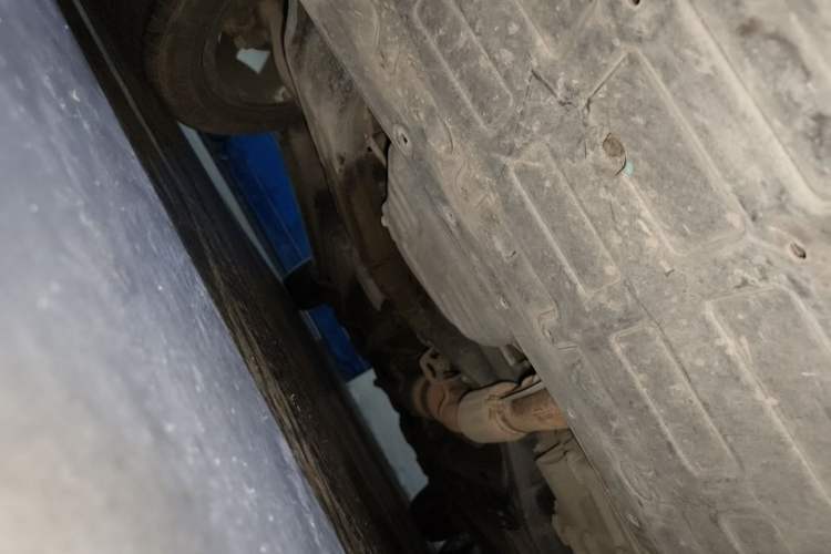 Used Geely Auto Emgrand GT 2016 2.4L Zunya Model Chassis Front Right