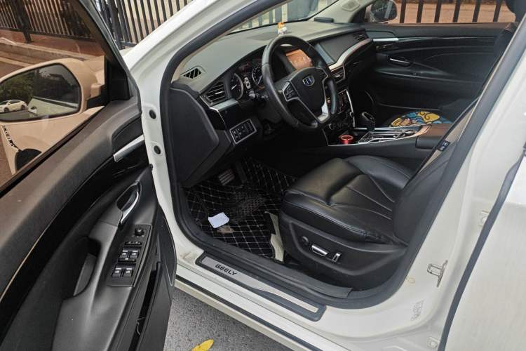 Used Geely Auto Emgrand GT 2016 2.4L Zunya Model Driver Seat
