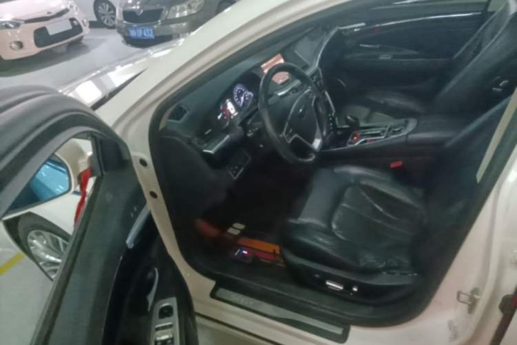 Used Geely Auto Emgrand GT 2016 1.8T Zunya Model Driver Seat