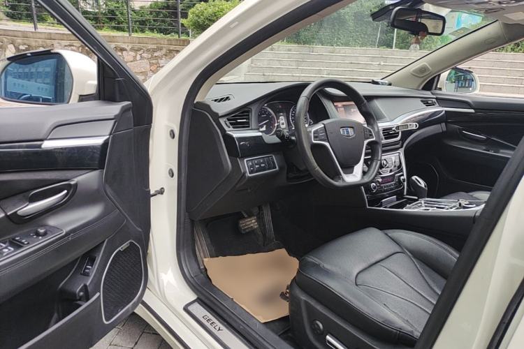 Used Geely Auto Emgrand GT 2016 1.8T Zunya Model Driver Seat