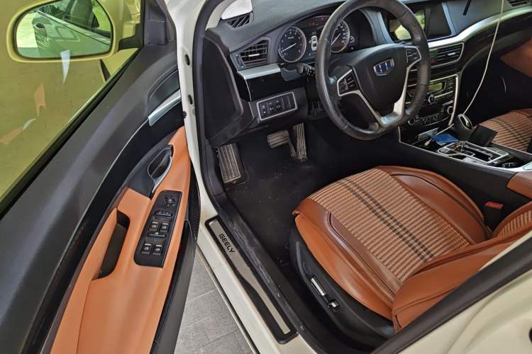 Used Geely Auto Emgrand GT 2016 2.4L Comfort Version Driver Seat