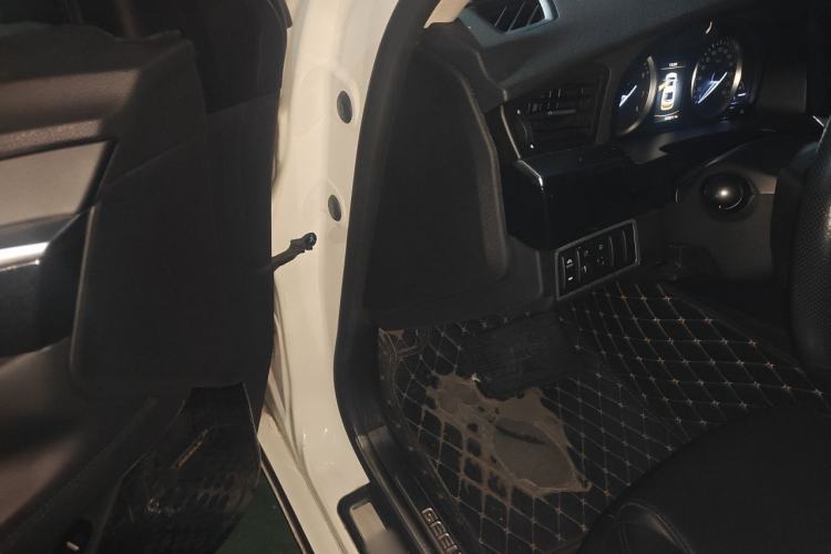 Used Geely Auto Emgrand GT 2016 1.8T Comfort Model Driver Seat