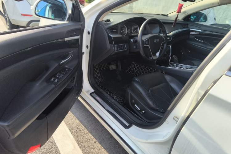Used Geely Auto Emgrand GT 2016 1.8T Zunya Model Driver Seat