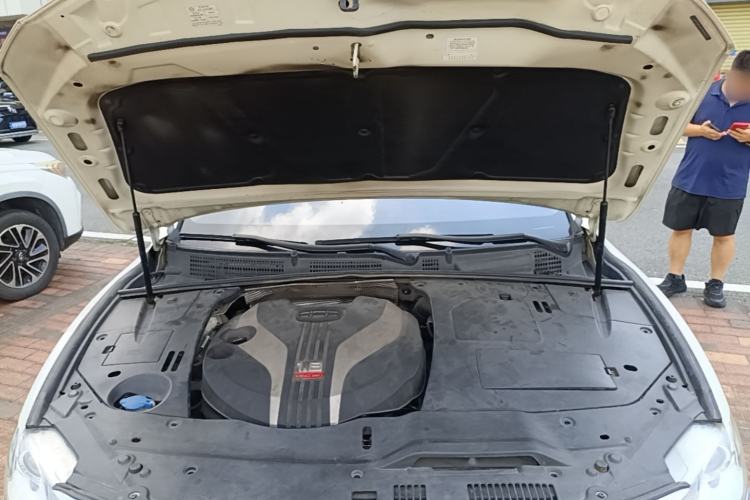Used Geely Auto Emgrand GT 2016 1.8T Comfort Model Engine Bay