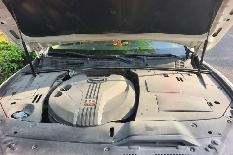 Used Geely Auto Emgrand GT 2016 1.8T Zunya Model Engine Bay