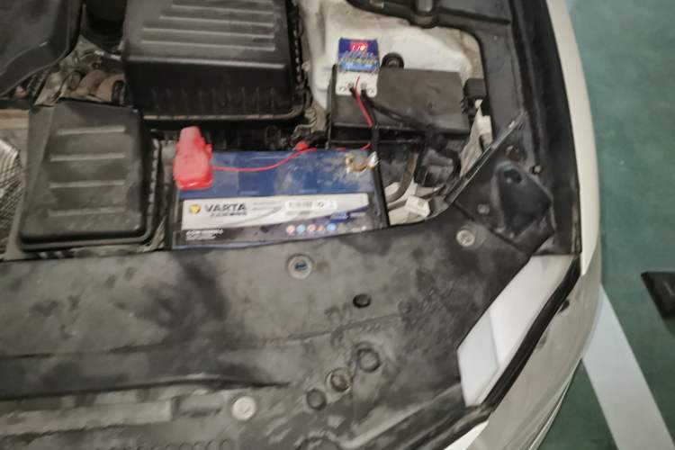 Used Geely Auto Emgrand GT 2016 2.4L Comfort Version Engine Bay Left