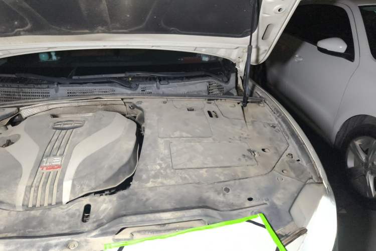 Used Geely Auto Emgrand GT 2016 1.8T Zunya Model Engine Bay Left