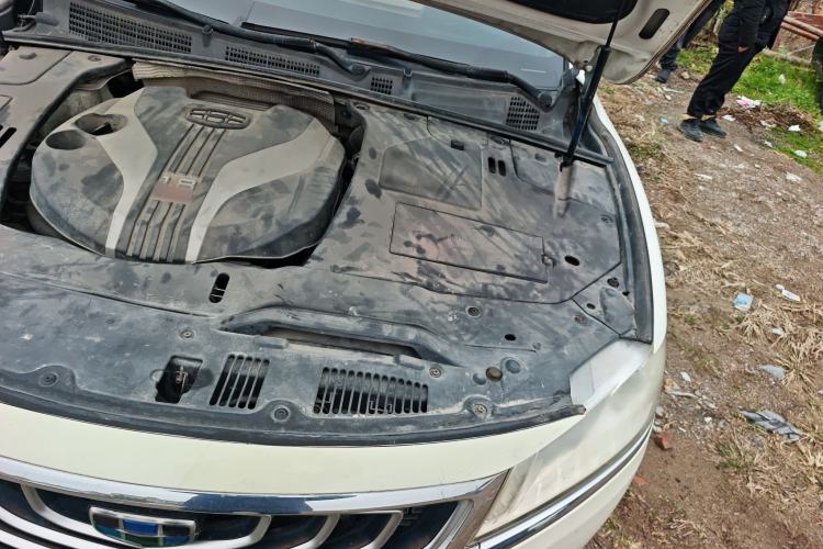 Used Geely Auto Emgrand GT 2016 1.8T Zunya Model Engine Bay Left