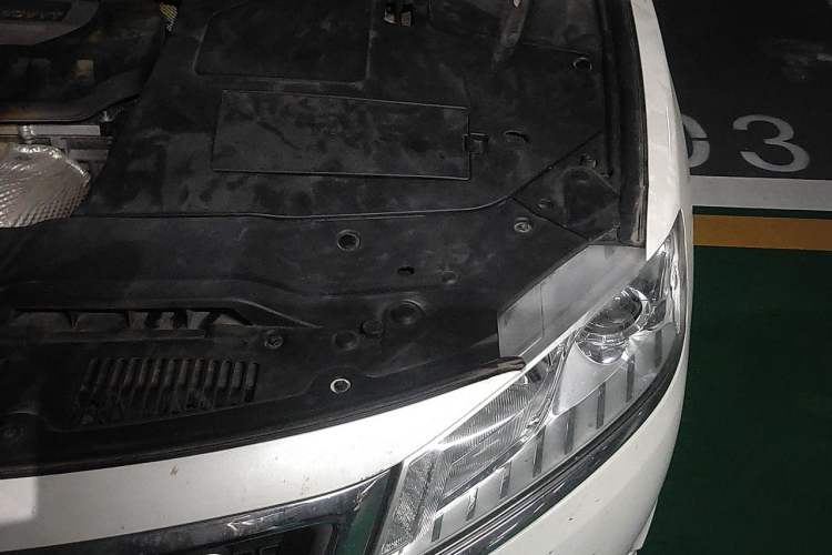 Used Geely Auto Emgrand GT 2016 2.4L Zunya Model Engine Bay Left