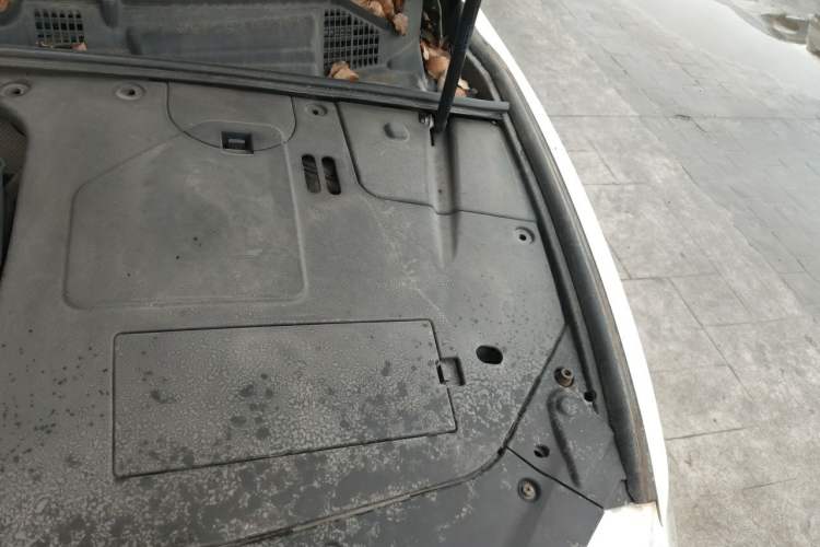 Used Geely Auto Emgrand GT 2016 2.4L Zunya Model Engine Bay Left