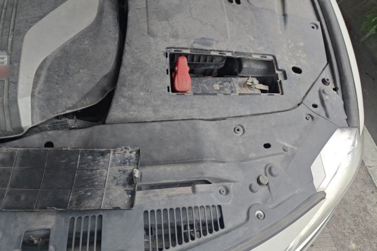 Used Geely Auto Emgrand GT 2016 1.8T Zunya Model Engine Bay Left