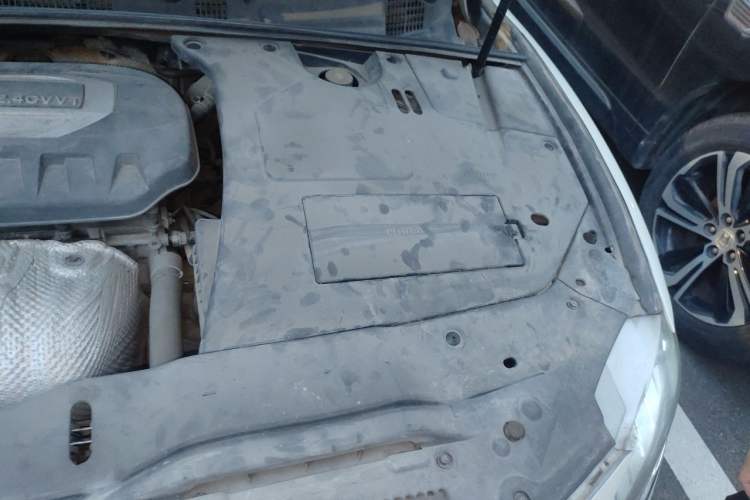 Used Geely Auto Emgrand GT 2016 2.4L Zunya Model Engine Bay Left