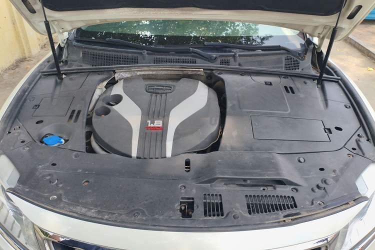 Used Geely Auto Emgrand GT 2016 1.8T Zunya Model Engine Bay