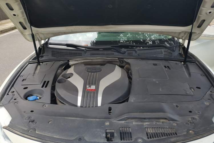 Used Geely Auto Emgrand GT 2016 1.8T Comfort Model Engine Bay