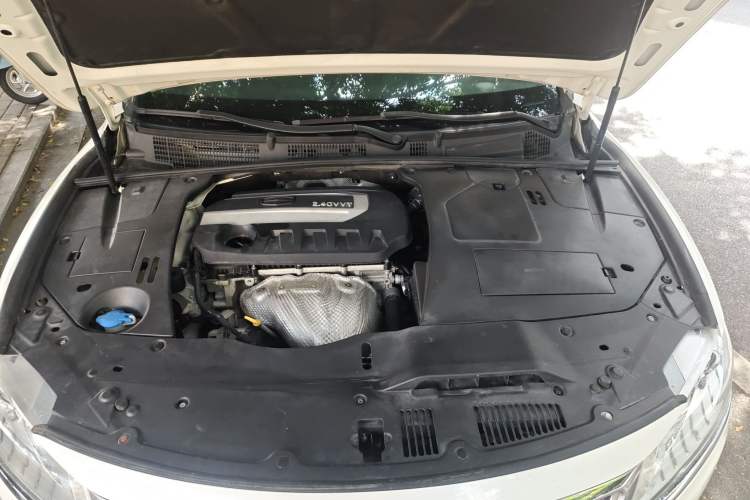 Used Geely Auto Emgrand GT 2016 2.4L Comfort Version Engine Bay