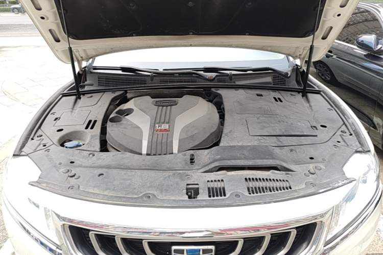 Used Geely Auto Emgrand GT 2016 1.8T Zunya Model Engine Bay