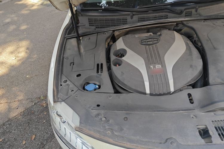 Used Geely Auto Emgrand GT 2016 1.8T Zunya Model Engine Bay Right