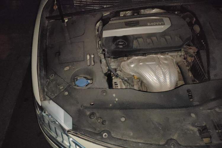 Used Geely Auto Emgrand GT 2016 2.4L Comfort Version Engine Bay Right