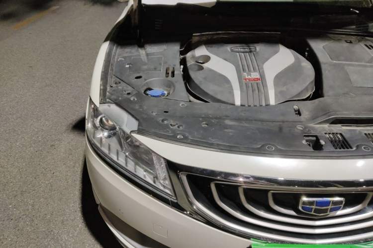 Used Geely Auto Emgrand GT 2016 1.8T Zunya Model Engine Bay Right