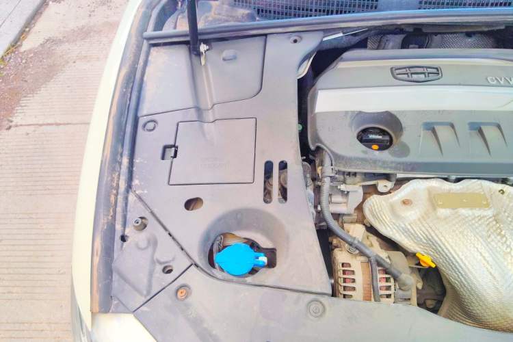 Used Geely Auto Emgrand GT 2016 2.4L Comfort Version Engine Bay Right