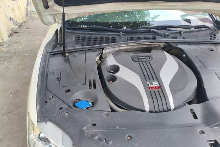 Used Geely Auto Emgrand GT 2016 1.8T Zunya Model Engine Bay Right
