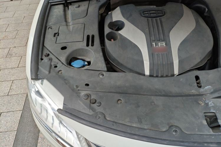 Used Geely Auto Emgrand GT 2016 1.8T Zunya Model Engine Bay Right