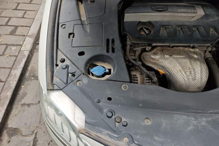 Used Geely Auto Emgrand GT 2016 2.4L Comfort Version Engine Bay Right