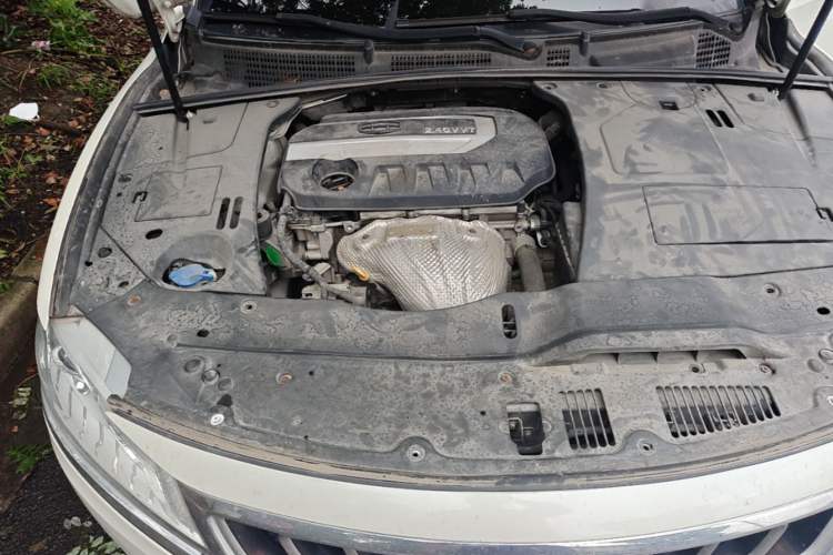 Used Geely Auto Emgrand GT 2016 2.4L Zunya Model Engine Bay Right