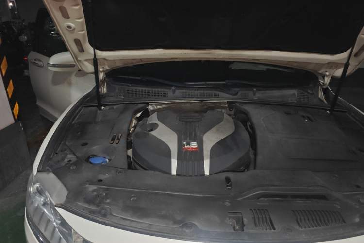 Used Geely Auto Emgrand GT 2016 1.8T Comfort Model Engine Bay Right