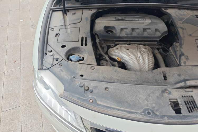 Used Geely Auto Emgrand GT 2016 2.4L Zunya Model Engine Bay Right