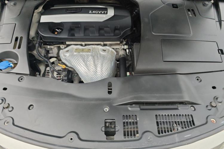 Used Geely Auto Emgrand GT 2016 2.4L Zunya Model Engine Bay