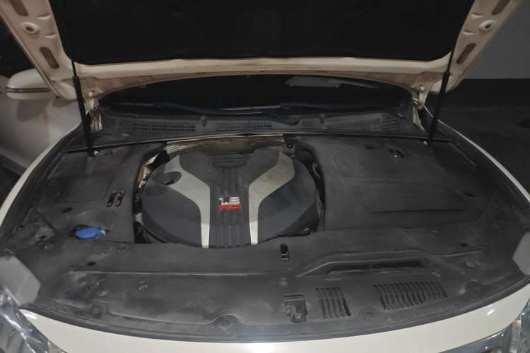 Used Geely Auto Emgrand GT 2016 1.8T Comfort Model Engine Bay