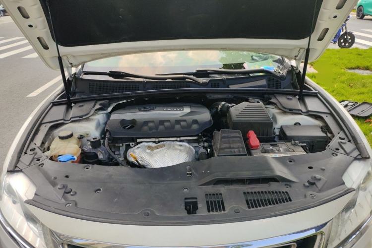 Used Geely Auto Emgrand GT 2016 2.4L Comfort Version Engine Bay