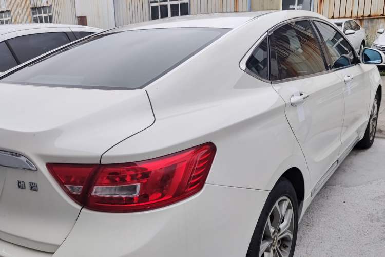 Used Geely Auto Emgrand GT 2016 2.4L Comfort Version Exterior 3