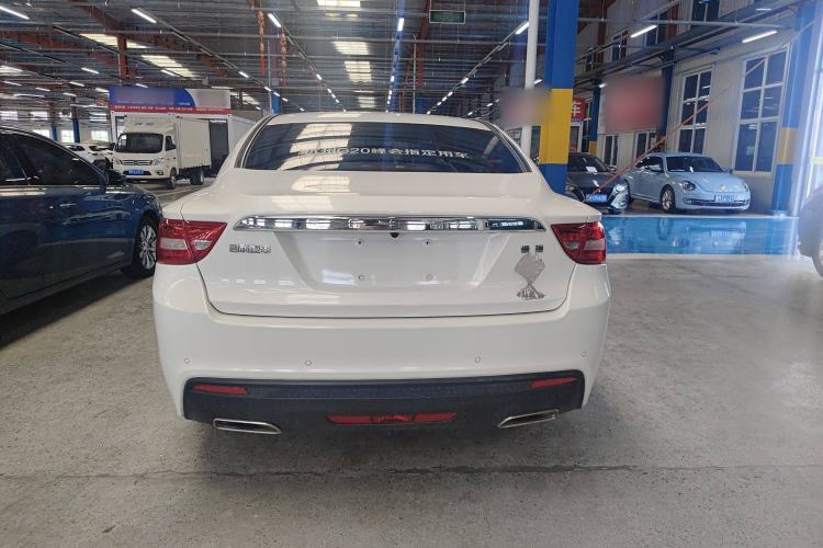 Used Geely Auto Emgrand GT 2016 2.4L Zunya Model Exterior 4