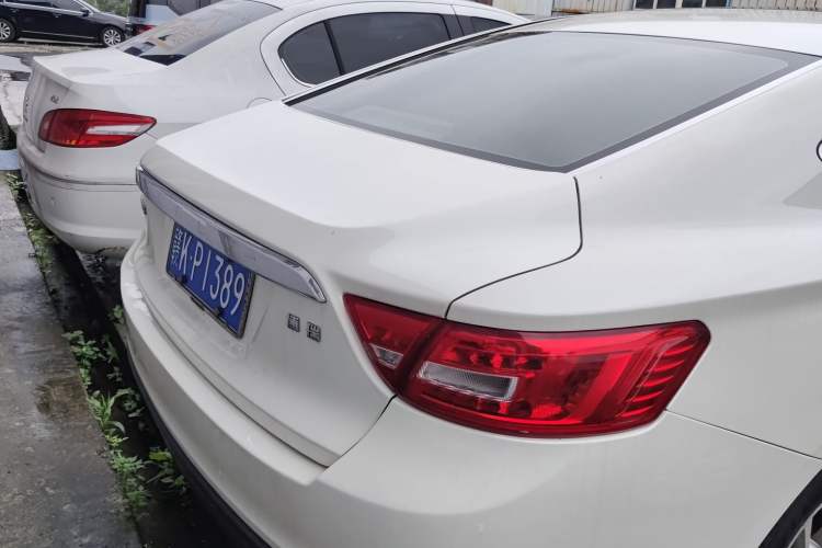 Used Geely Auto Emgrand GT 2016 2.4L Comfort Version Exterior 4