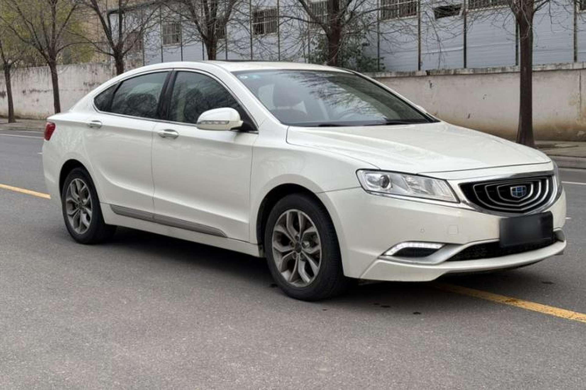Used Geely Auto Emgrand GT 2016 2.4L Comfort Version Exterior 6