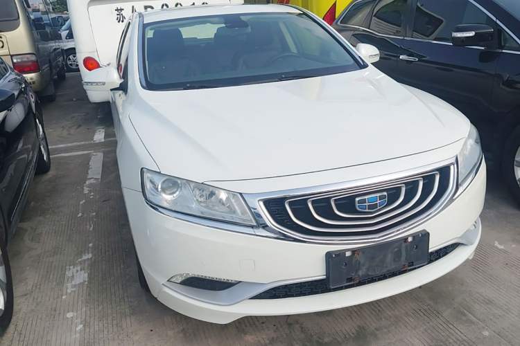 Used Geely Auto Emgrand GT 2016 2.4L Zunya Model Front Right 45 Deg