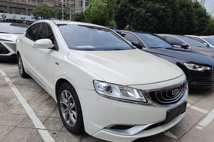 Used Geely Auto Emgrand GT 2016 1.8T Zunya Model Front Right 45 Deg