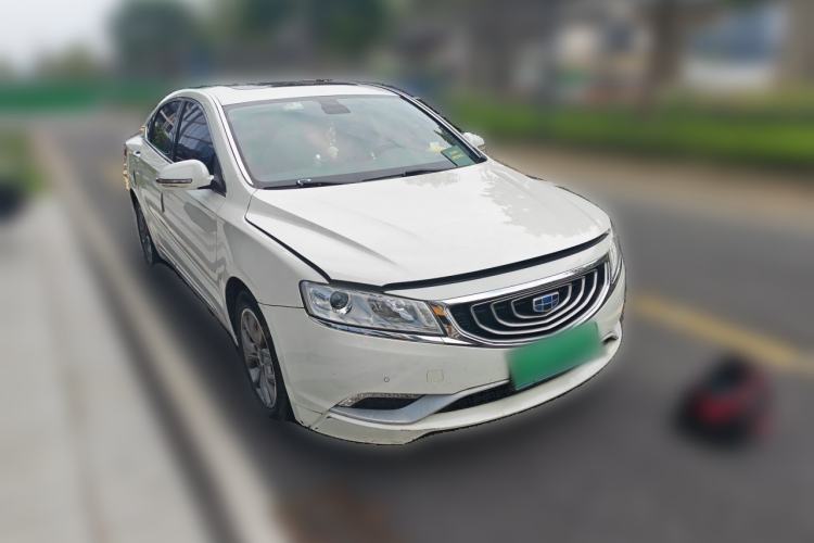 Used Geely Auto Emgrand GT 2016 2.4L Zunya Model Front Right 45 Deg