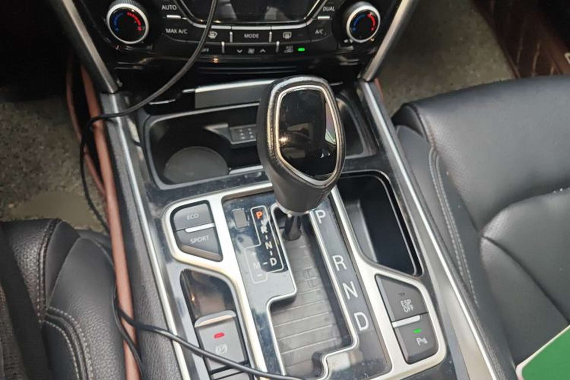 Used Geely Auto Emgrand GT 2016 2.4L Comfort Version Gear Lever