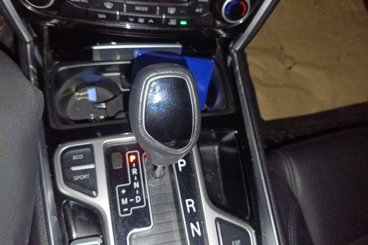Used Geely Auto Emgrand GT 2016 2.4L Zunya Model Gear Lever